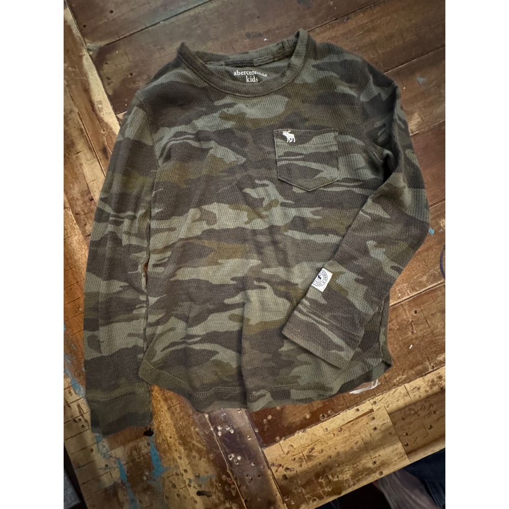 Abercrombie Kids Camo Long Sleeve Thermal Waffle Knit Shirt Boys 7/8 Green
